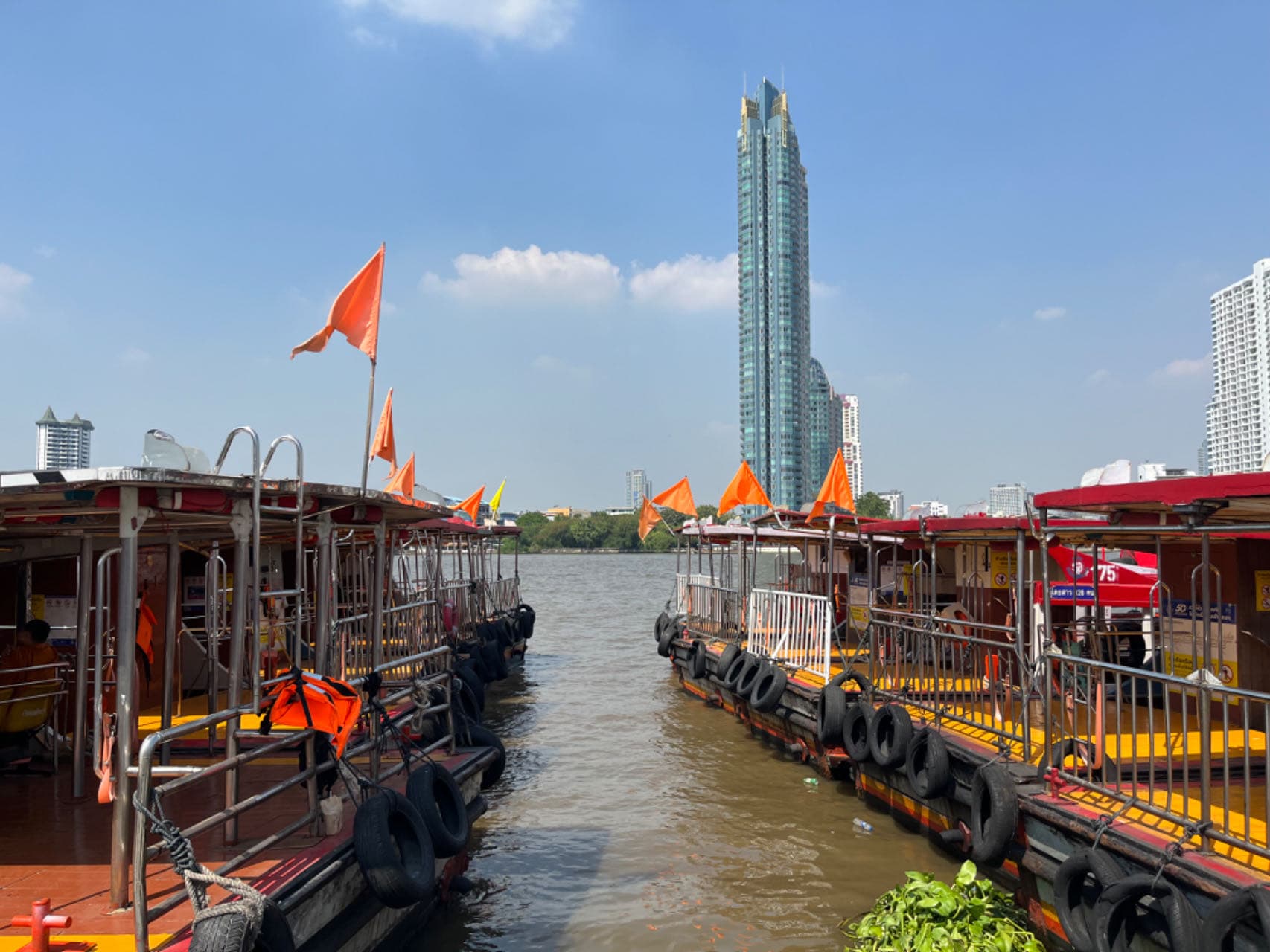 是另一个平行宇宙的曼谷啊